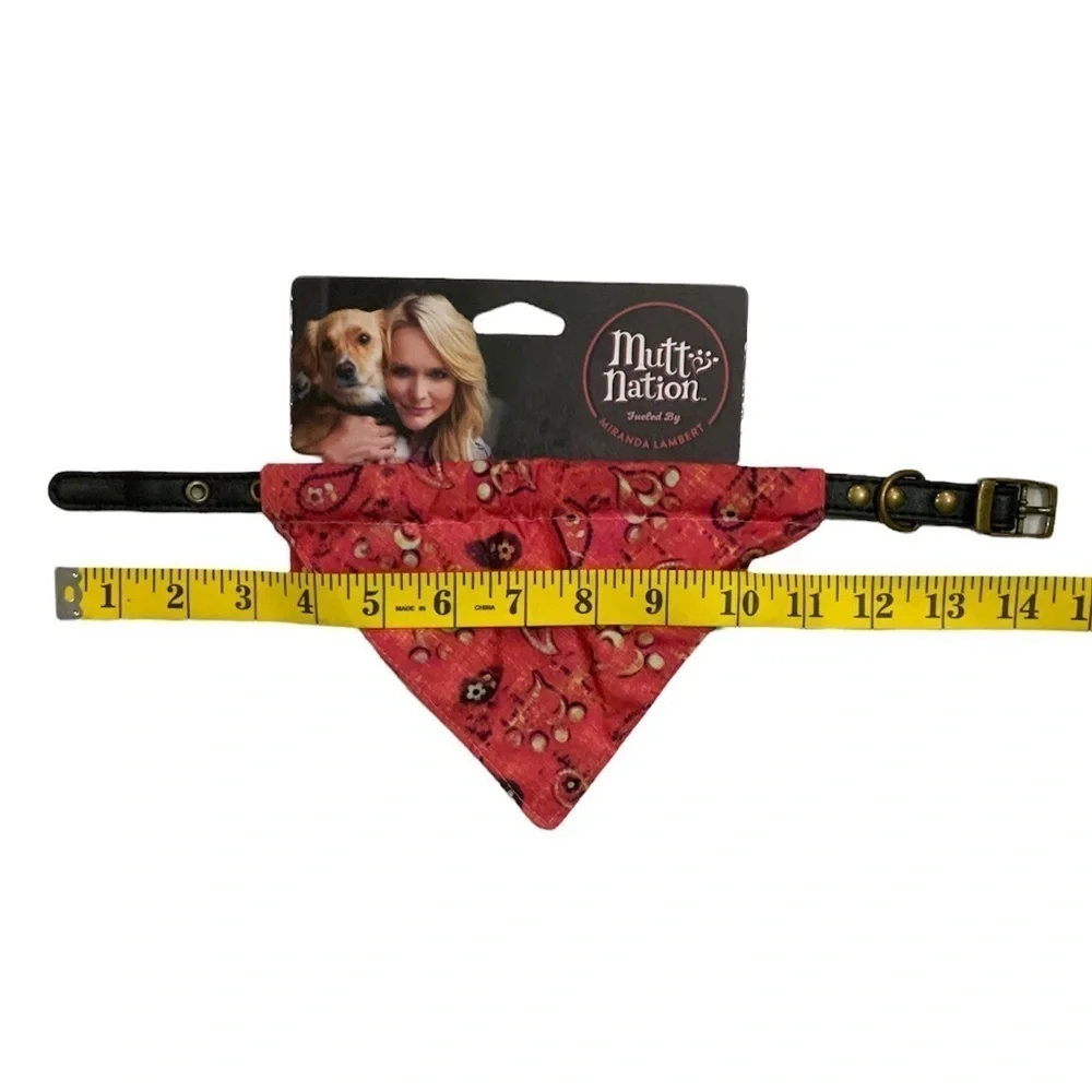 Mutt Nation Leather Collar Buckle with Slip on Bandana Small Up to 20 LB Pet